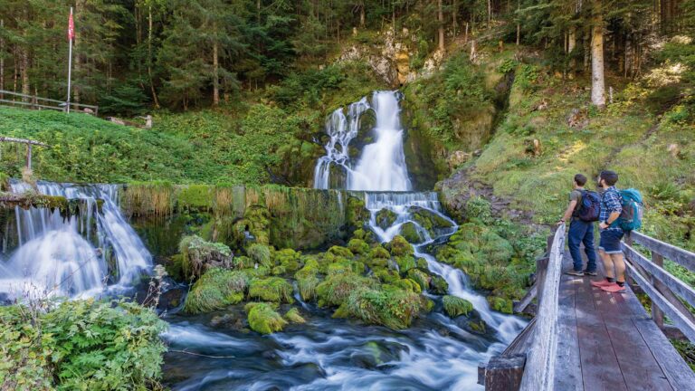 Cascade Jaun @Jan Geerk – Switzerland Tourism (1)
