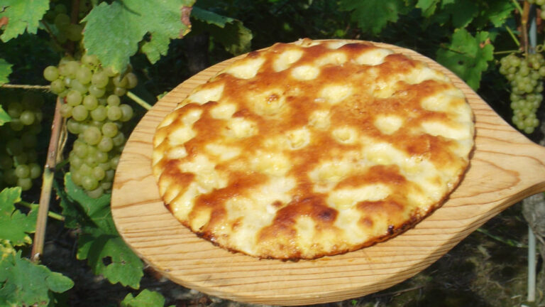 Gâteau du Vully, compressed