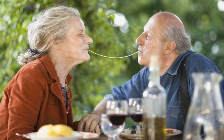 Zäme Zmittag à la maison de paroisse réformée