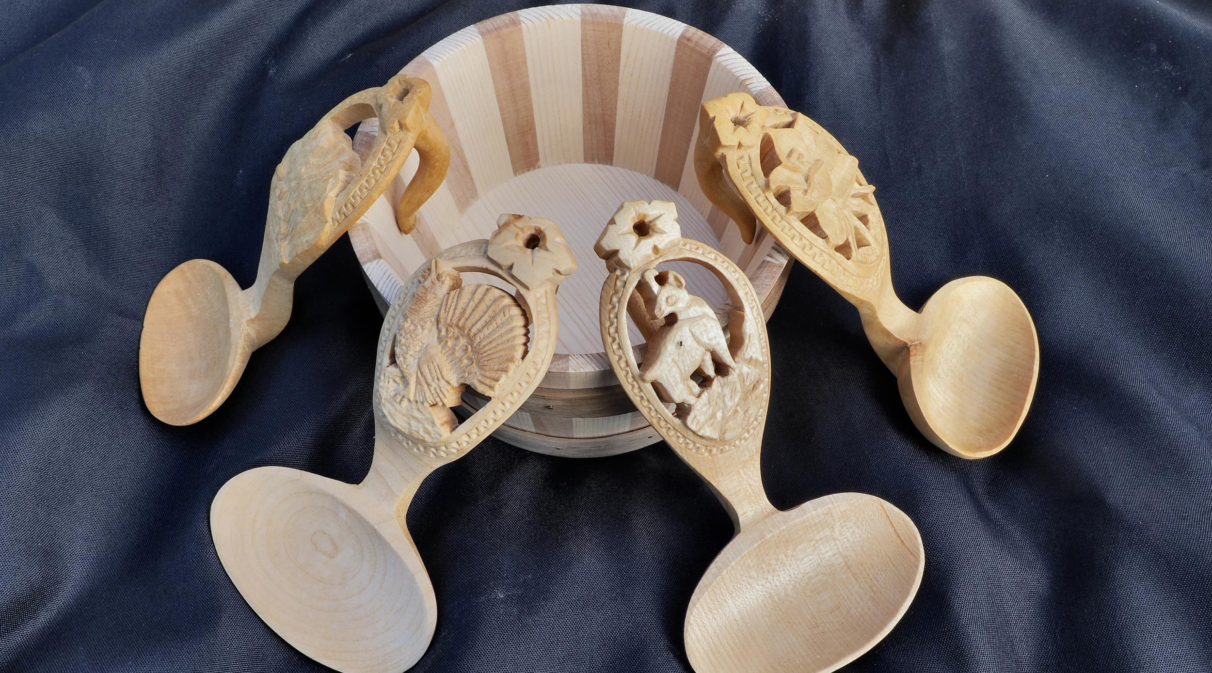 Cuillère De Cuisine En Bois Avec C?ur Pour La Fête Des Mères - Avec