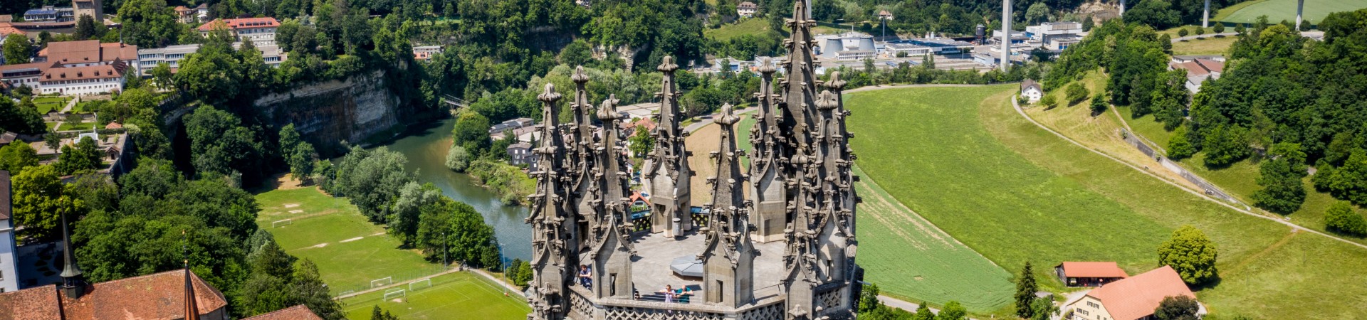 La tour de la cathédrale