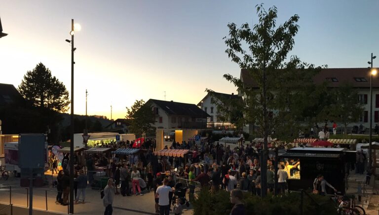 Marché de la Place Jaune