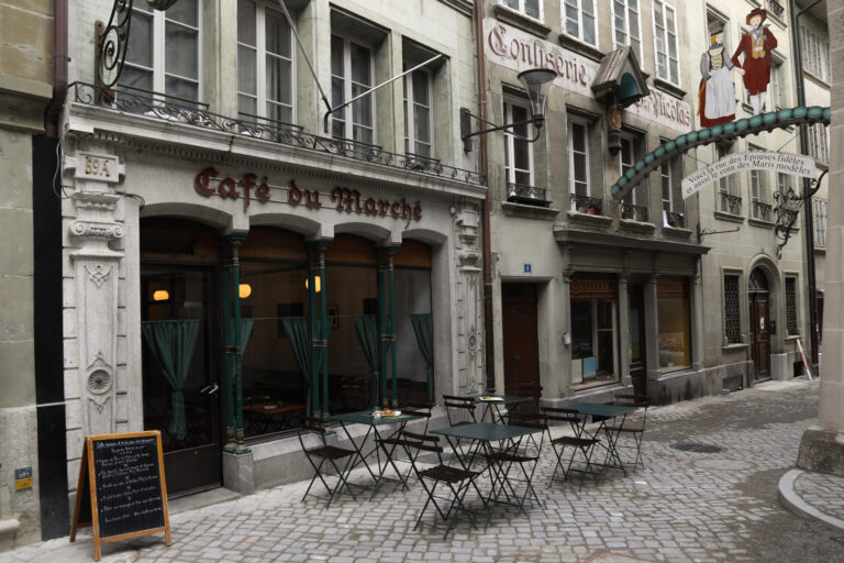 Entrée café du marché