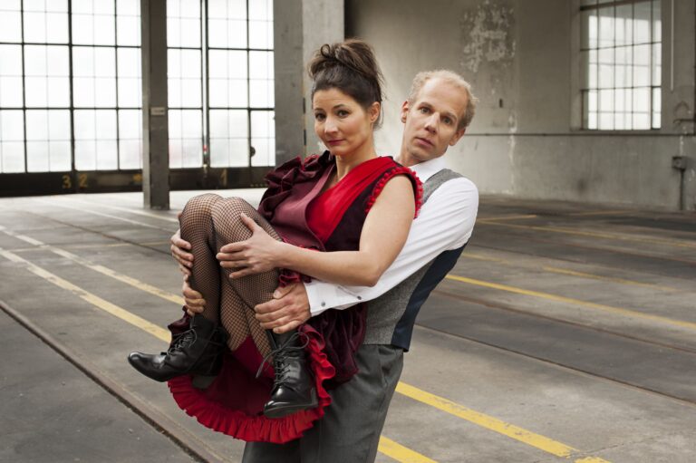 Bicubic – Le Bistro – Cie E1NZ