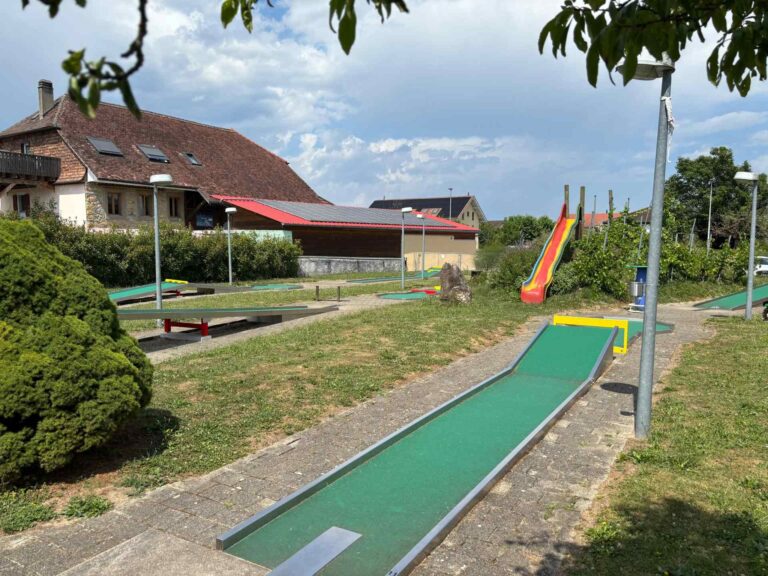 Minigolf des Pommiers – Cudrefin – été 2025